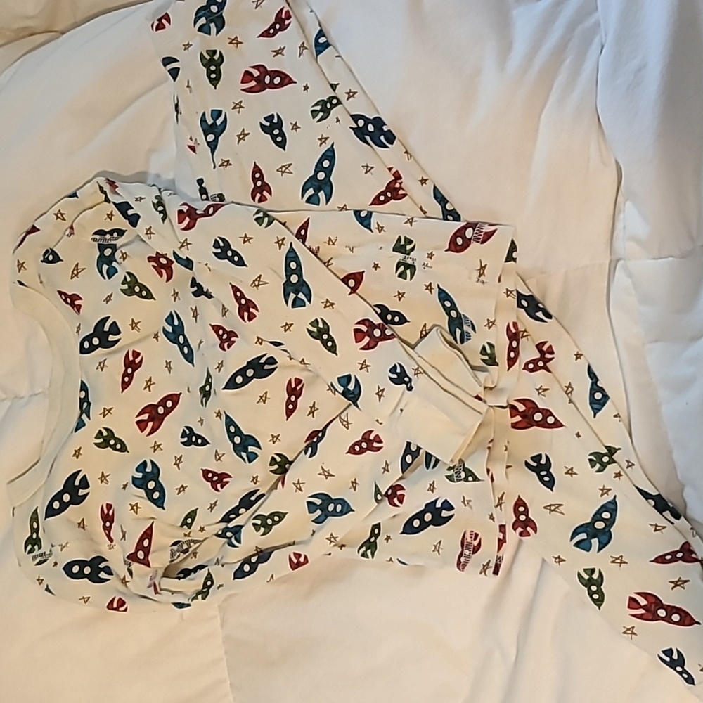 Pajama set rockets